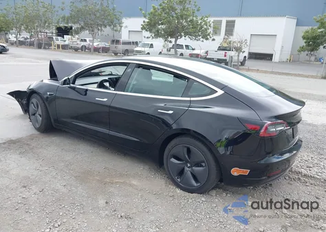 2020 Tesla Model 3 Standard Range Plus Rear-Wheel Drive/Standard Range Rear-Wheel Drive from USA, damaged, VIN 5YJ3E1EA9LF808777